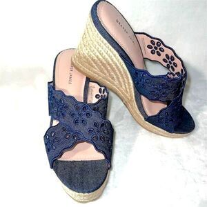 Draper James Women's Wedge Sandals Floral Navy Blue Size 7 - NWOT